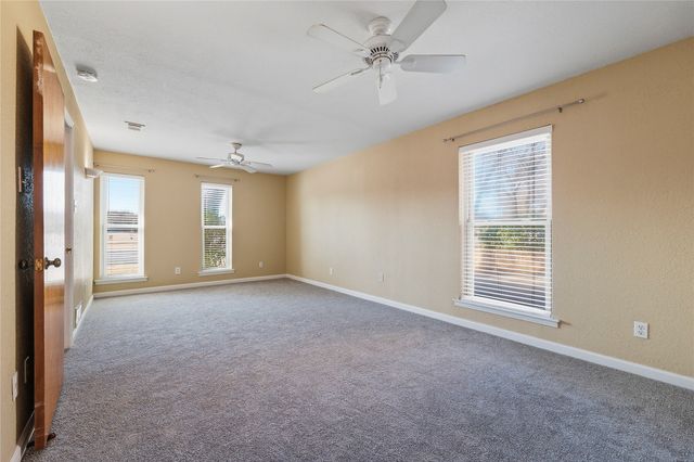 322 N Greenstone Lane, Duncanville, TX 75116