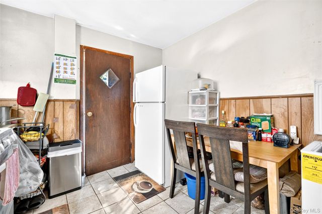 36 S 8th Avenue, Mount Vernon, NY 10550