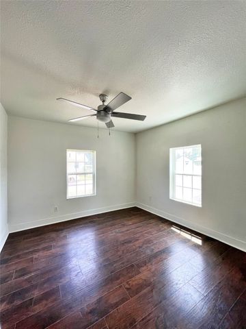 601 Blevins Street, Fort Worth, TX 76111