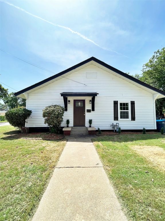 601 Blevins Street, Fort Worth, TX 76111