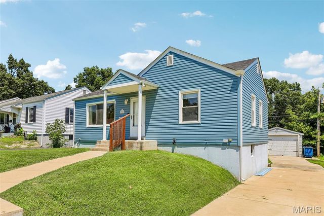 2008 Wismer Avenue, Overland, MO 63114