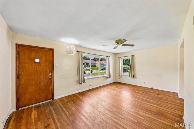 2008 Wismer Avenue, Overland, MO 63114