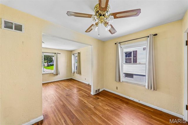 2008 Wismer Avenue, Overland, MO 63114