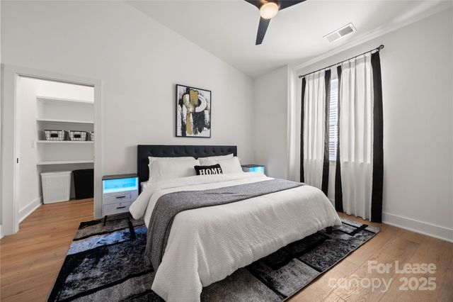 201 Grandin Road 7, Charlotte, NC 28208