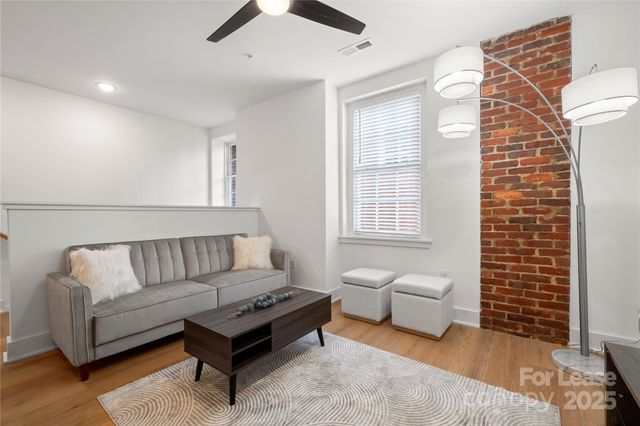 201 Grandin Road 7, Charlotte, NC 28208