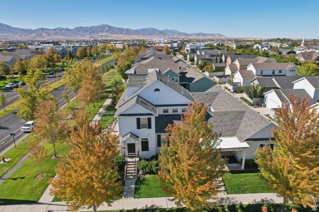 4438 W SOUTH JORDAN PKWY, South Jordan, UT 84009