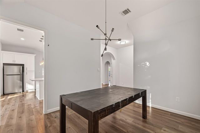 902 Norfolk Drive, Pearland, TX 77584