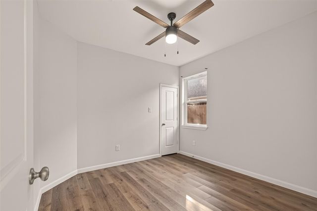 902 Norfolk Drive, Pearland, TX 77584