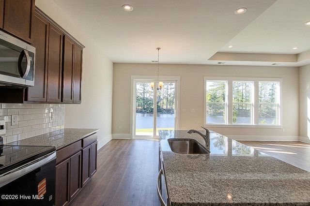 1507 St Lucia Drive SW, Shallotte, NC 28470