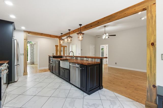 6933 Sawtooth Drive, Ooltewah, TN 37363