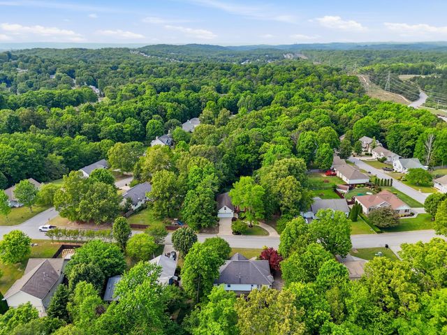 6933 Sawtooth Drive, Ooltewah, TN 37363