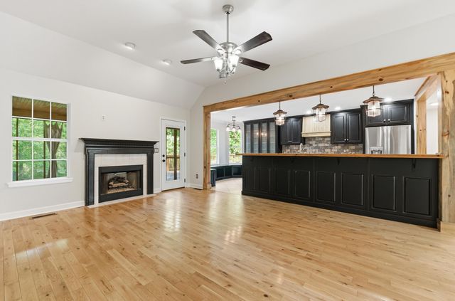 6933 Sawtooth Drive, Ooltewah, TN 37363