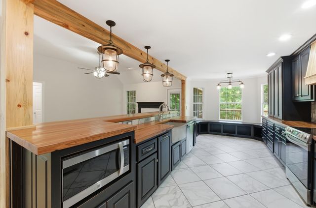 6933 Sawtooth Drive, Ooltewah, TN 37363