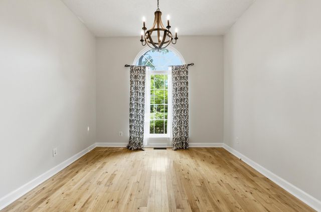 6933 Sawtooth Drive, Ooltewah, TN 37363