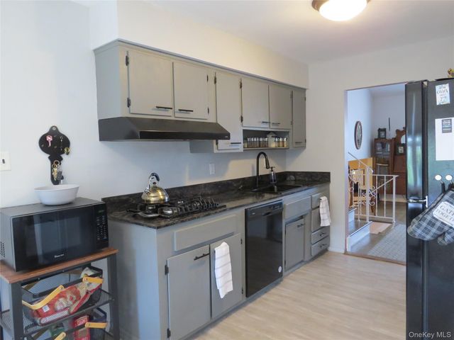 1358 Milanna Lane, Wantagh, NY 11793