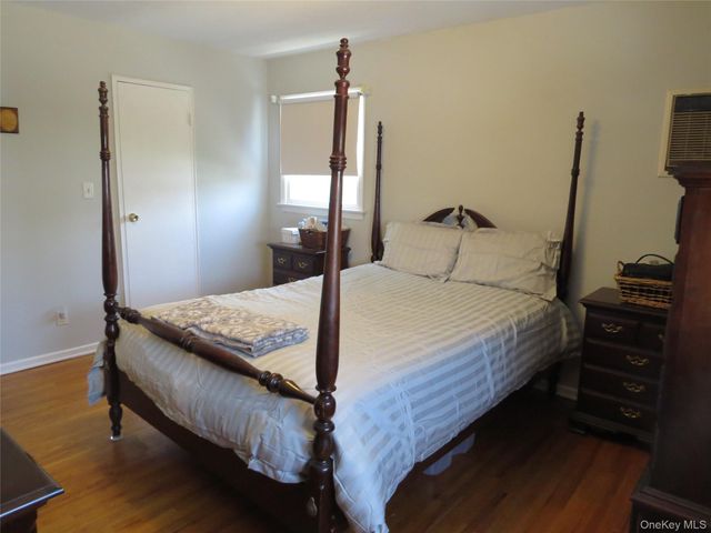 1358 Milanna Lane, Wantagh, NY 11793