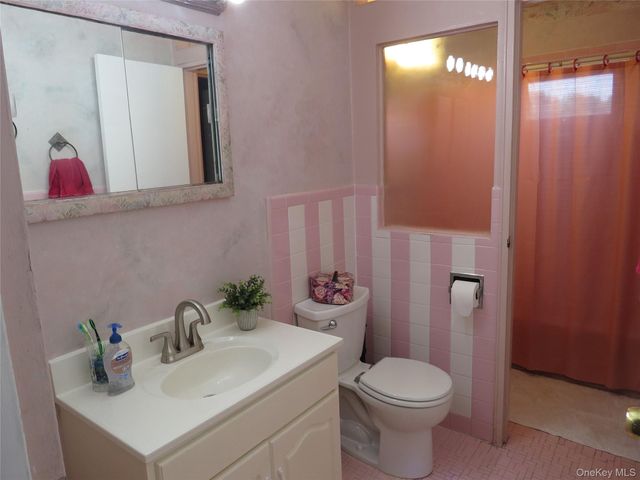 1358 Milanna Lane, Wantagh, NY 11793