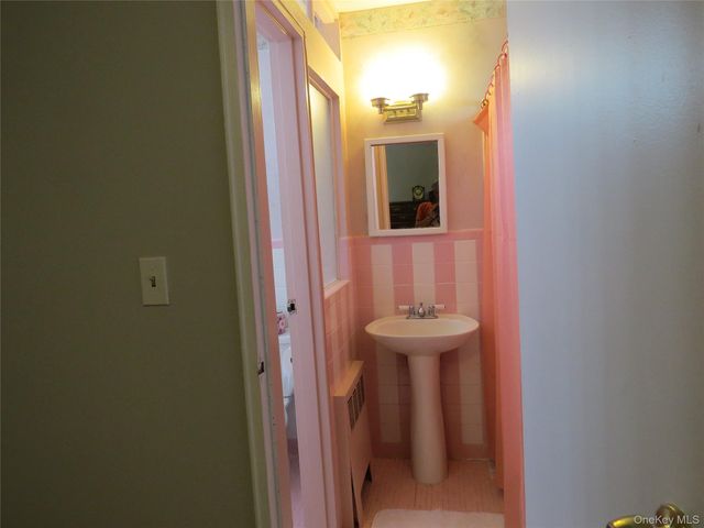1358 Milanna Lane, Wantagh, NY 11793