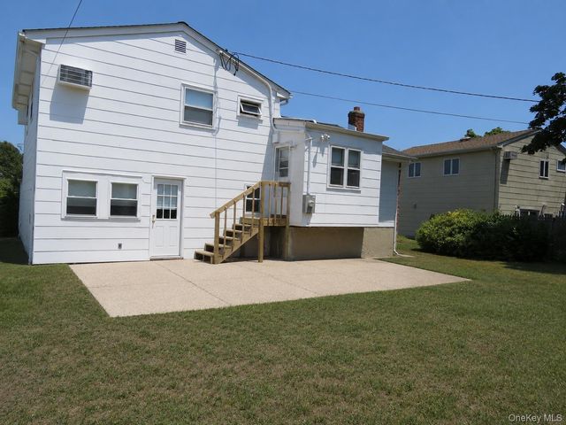 1358 Milanna Lane, Wantagh, NY 11793