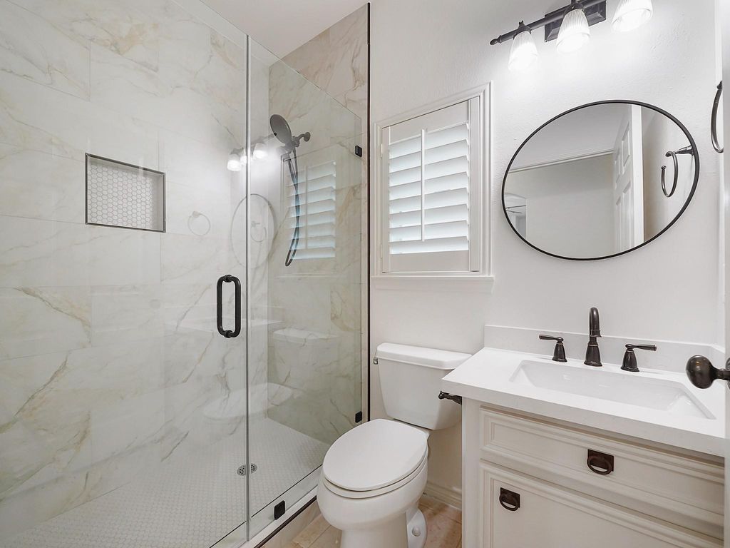 Image 25 of property listing at 1401 Heritage S, Richmond, TX 77406