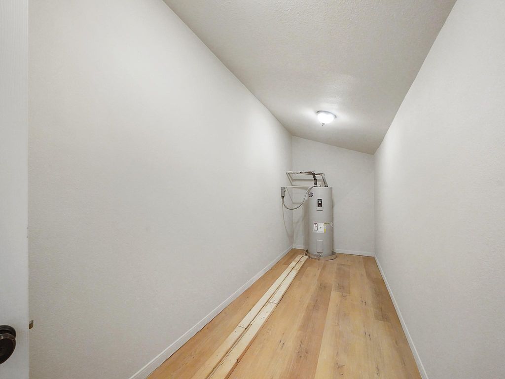 Image 37 of property listing at 1401 Heritage S, Richmond, TX 77406