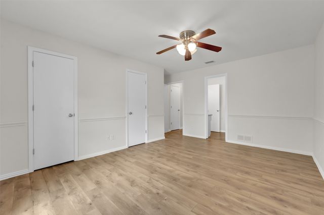 9511 Robin Meadow Drive, Dallas, TX 75243