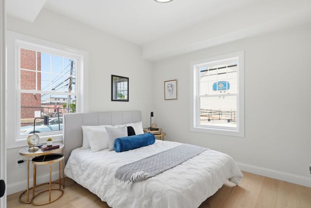 66 Tileston St 103, Everett, MA 02149