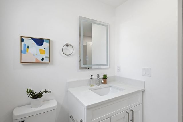 66 Tileston St 103, Everett, MA 02149