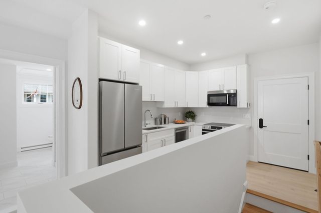 66 Tileston St 103, Everett, MA 02149