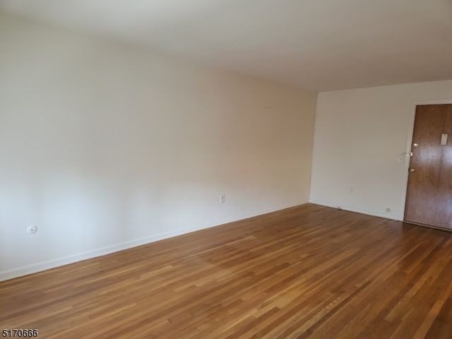 565 Grove St A-5 A-5, Clifton City, NJ 07013