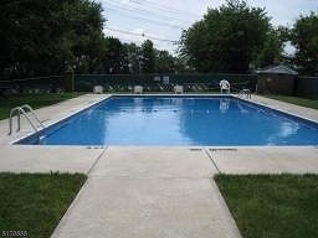 565 Grove St A-5 A-5, Clifton City, NJ 07013