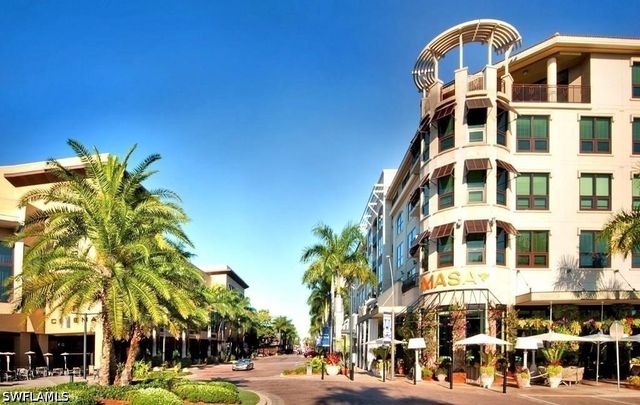 729 Palm View DR D4, Naples, FL 34110