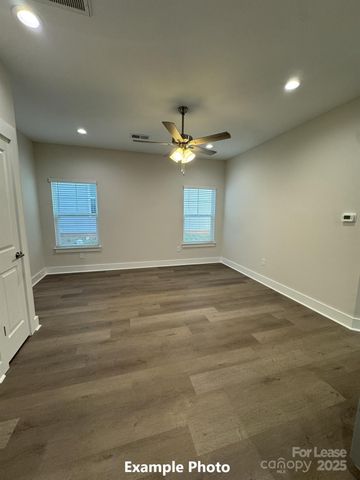 113 Brawley Villas Place, Mooresville, NC 28117