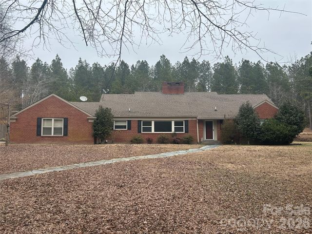 219 S Main Street, Mount Gilead, NC 27306