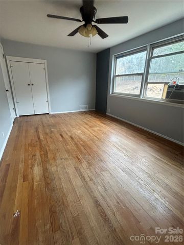 219 S Main Street, Mount Gilead, NC 27306