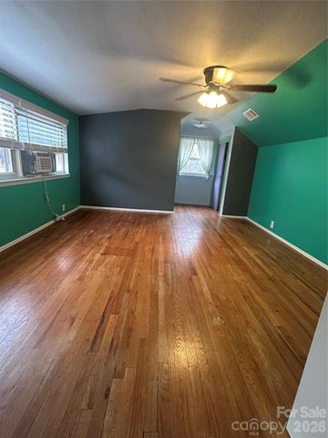 219 S Main Street, Mount Gilead, NC 27306