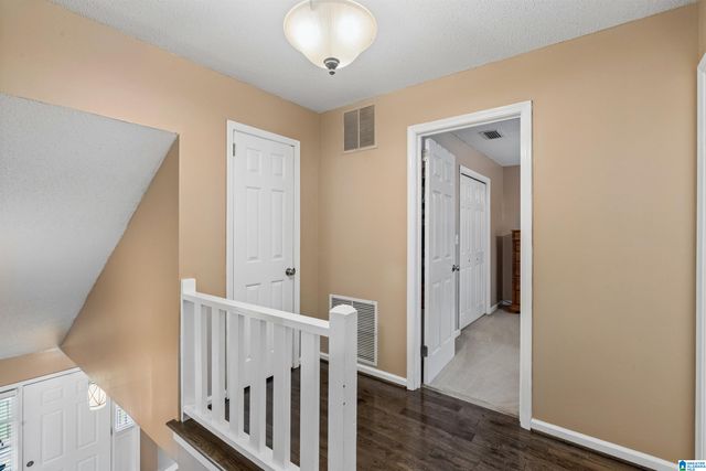 609 CHEROKEE CIRCLE, Birmingham, AL 35242