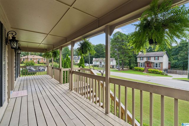 609 CHEROKEE CIRCLE, Birmingham, AL 35242