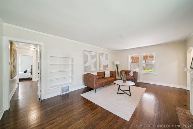 1139 S Canton Avenue, Tulsa, OK 74112