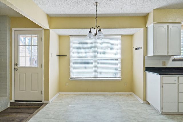 6116 Mackneal Trail, Watauga, TX 76148