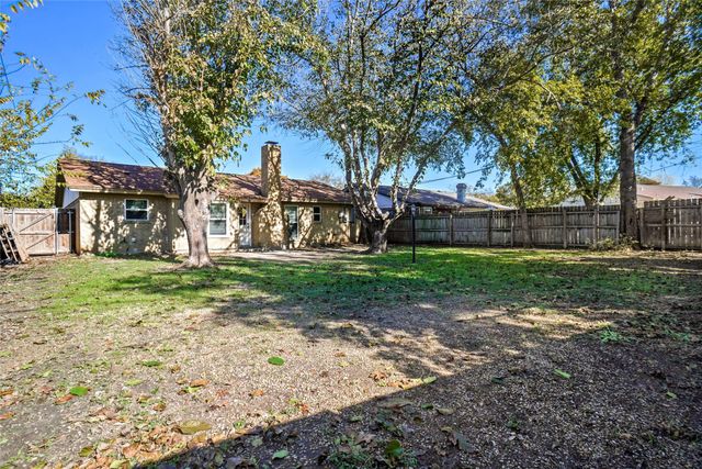 6116 Mackneal Trail, Watauga, TX 76148