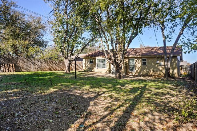 6116 Mackneal Trail, Watauga, TX 76148