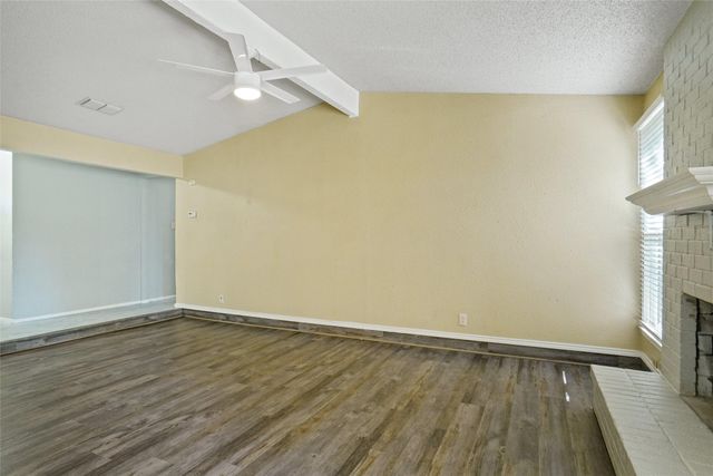 6116 Mackneal Trail, Watauga, TX 76148