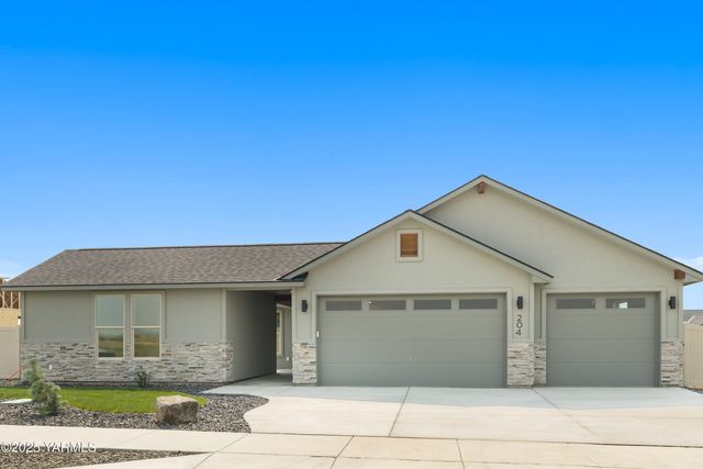E 204 Ian Ave, Ellensburg, WA 98926