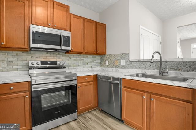 6283 Ellenwood Drive, Rex, GA 30273