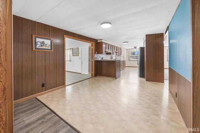 327 N Washington Street, Dale, IN 47523