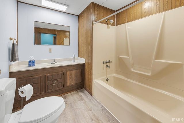 327 N Washington Street, Dale, IN 47523