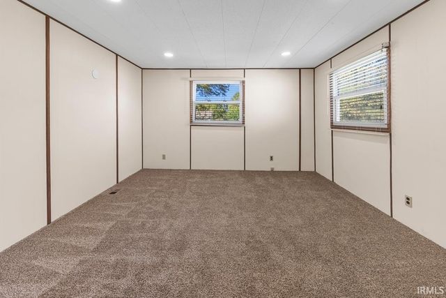 327 N Washington Street, Dale, IN 47523