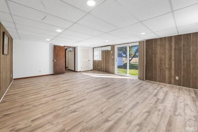 327 N Washington Street, Dale, IN 47523