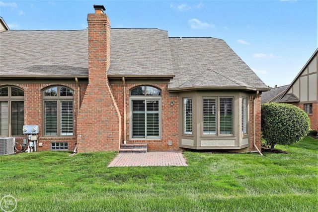 2780 Marissa Way, Shelby Twp, MI 48316